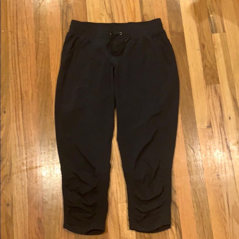 Athleta capris